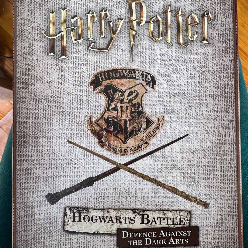Harry Potter Hogwarts Battle Game - Defense Against the Dark Arts - Picture 2 of 5